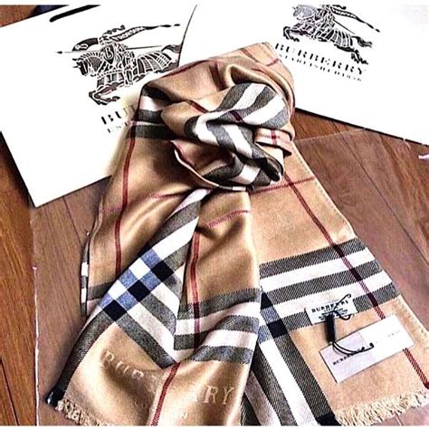 lenço burberry replica